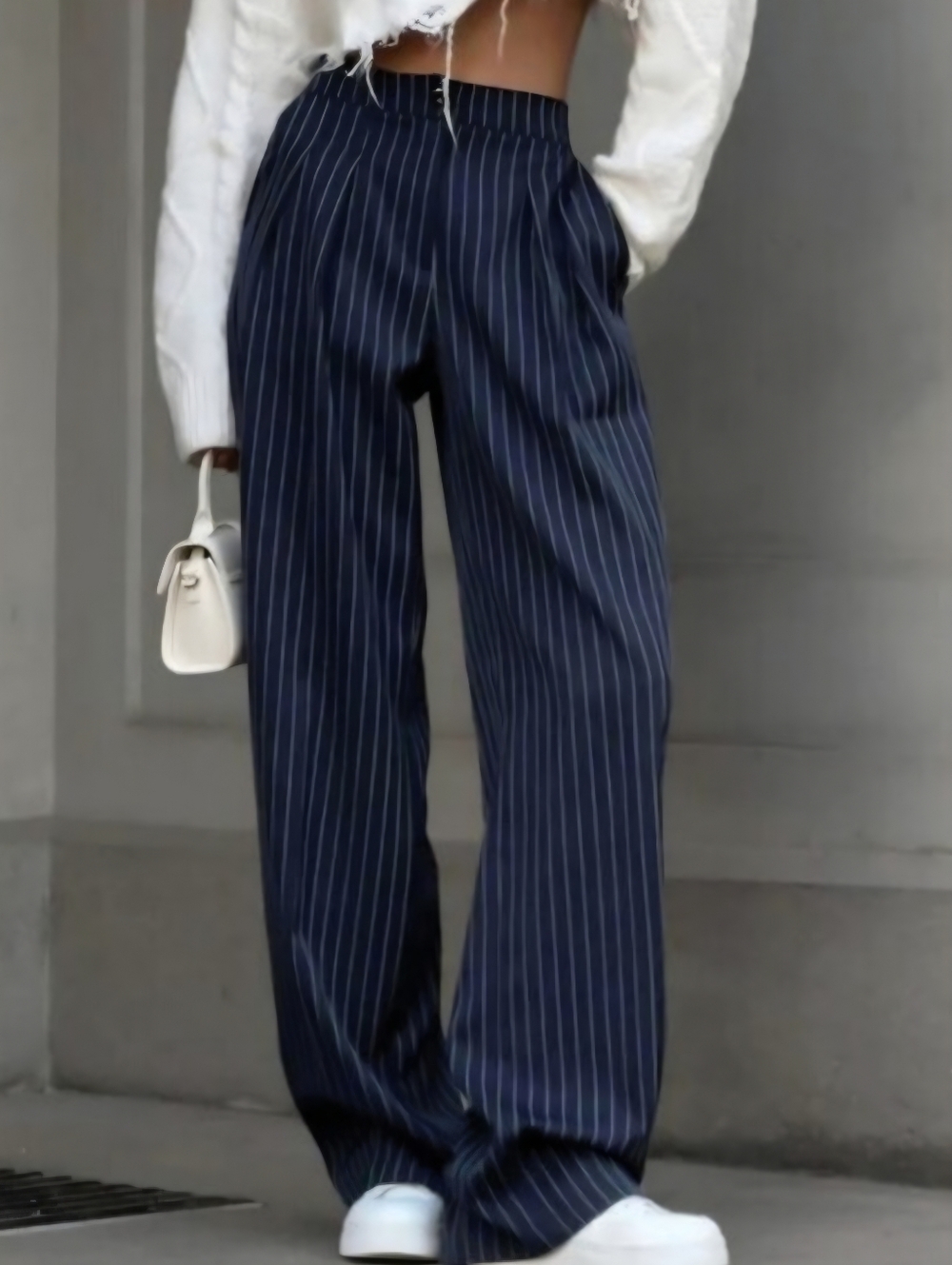 Women's Navy Pinstripe Pleated Pants - Size Large
